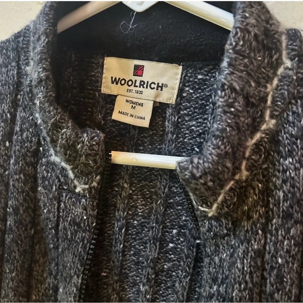 Woolrich Lambswool Zip Vest Size M Black Heather Soft Layering EUC Spring - Picture 8 of 8